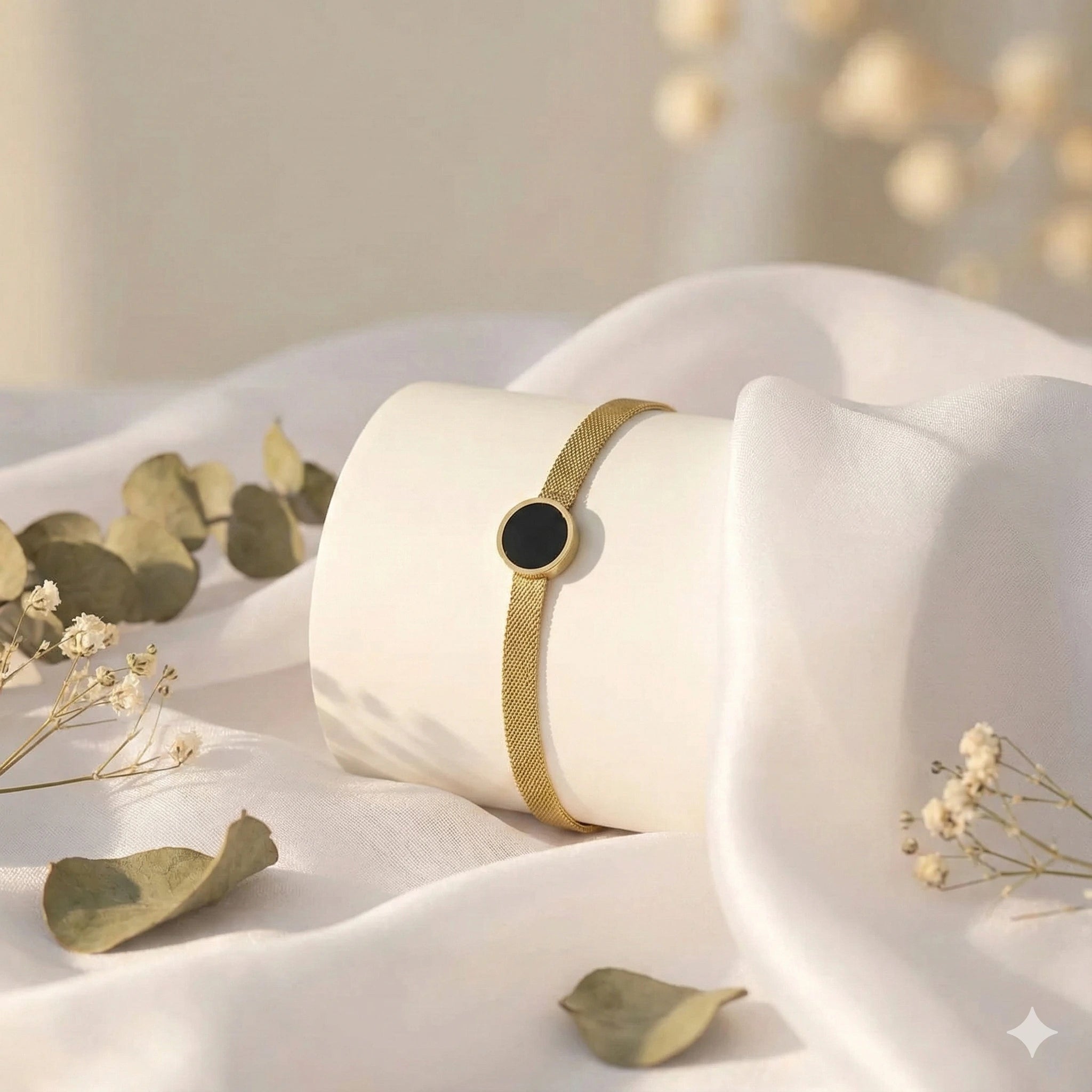 Circle-Mesh Bracelet