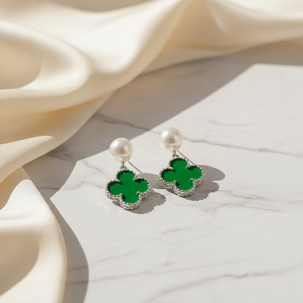 The Green Clover - Pearl Drop Earrings