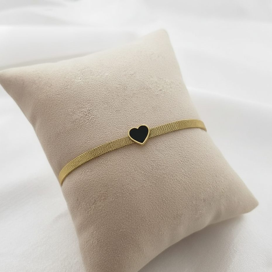 The Sweet Milan - Black Heart Mesh Bracelet