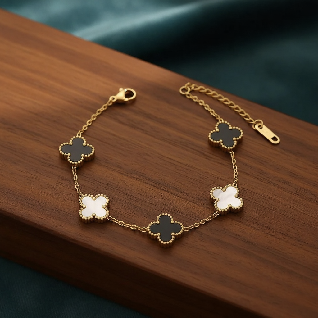 Black & White 2 in 1 Clover Bracelet