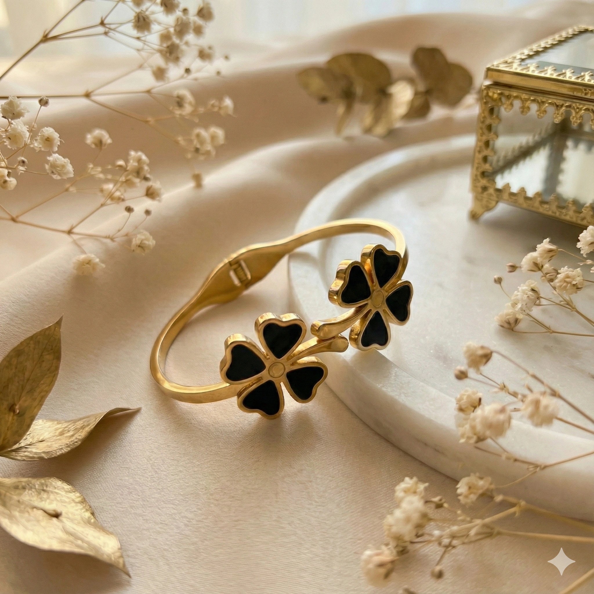 Golden Clover Duo Bangle