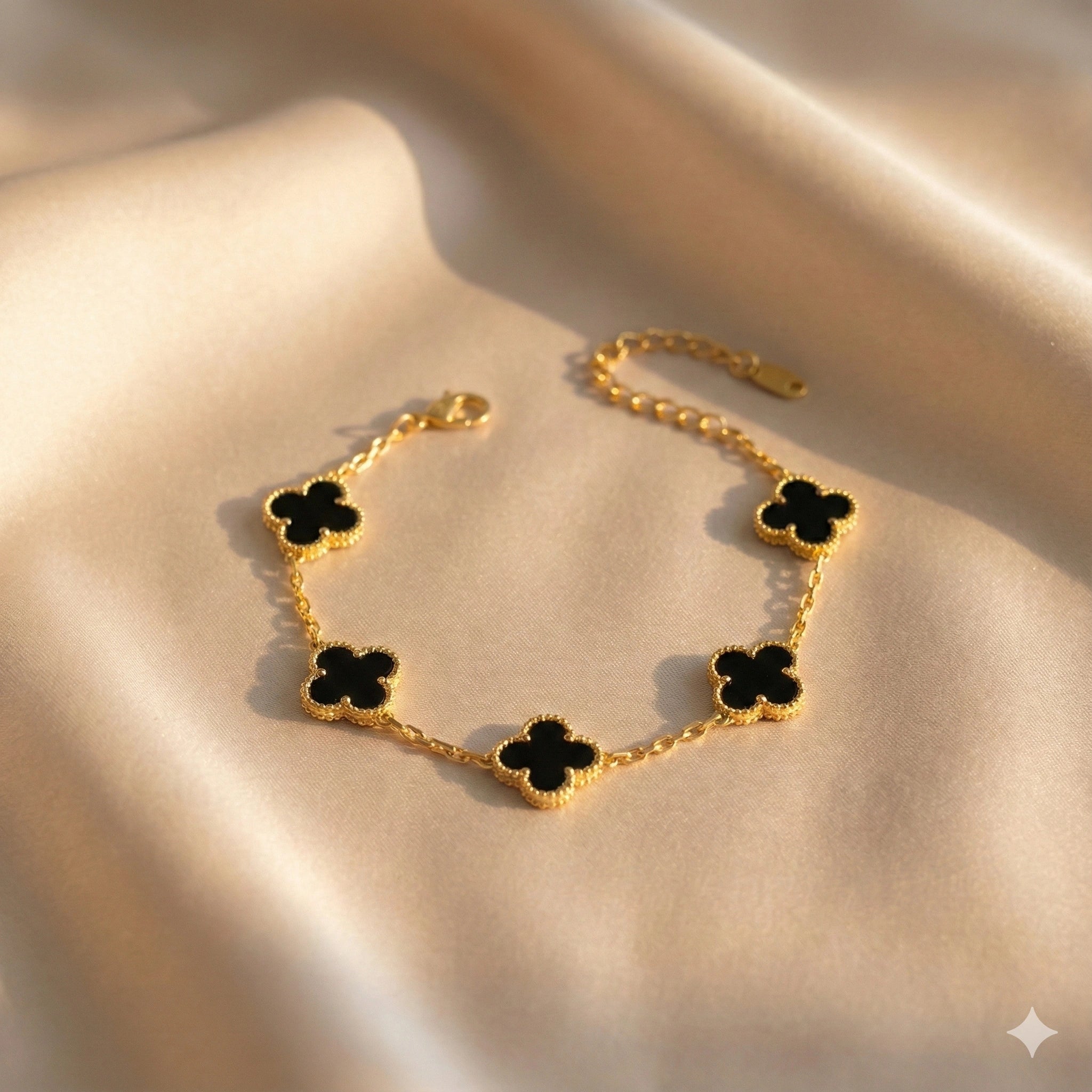 The Classic Black & Golden Clover Bracelet