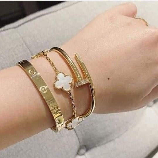 Luxury White - Clover Stack (Set-of-3)