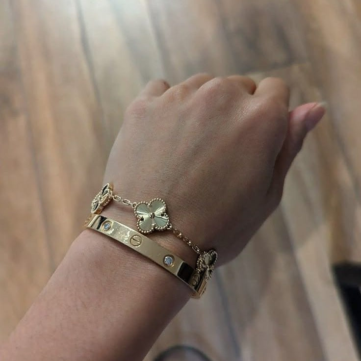 Golden Clover-Duo Stack