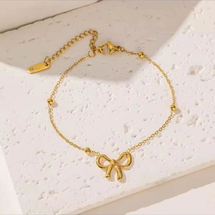 Golden Bow Charm Bracelet